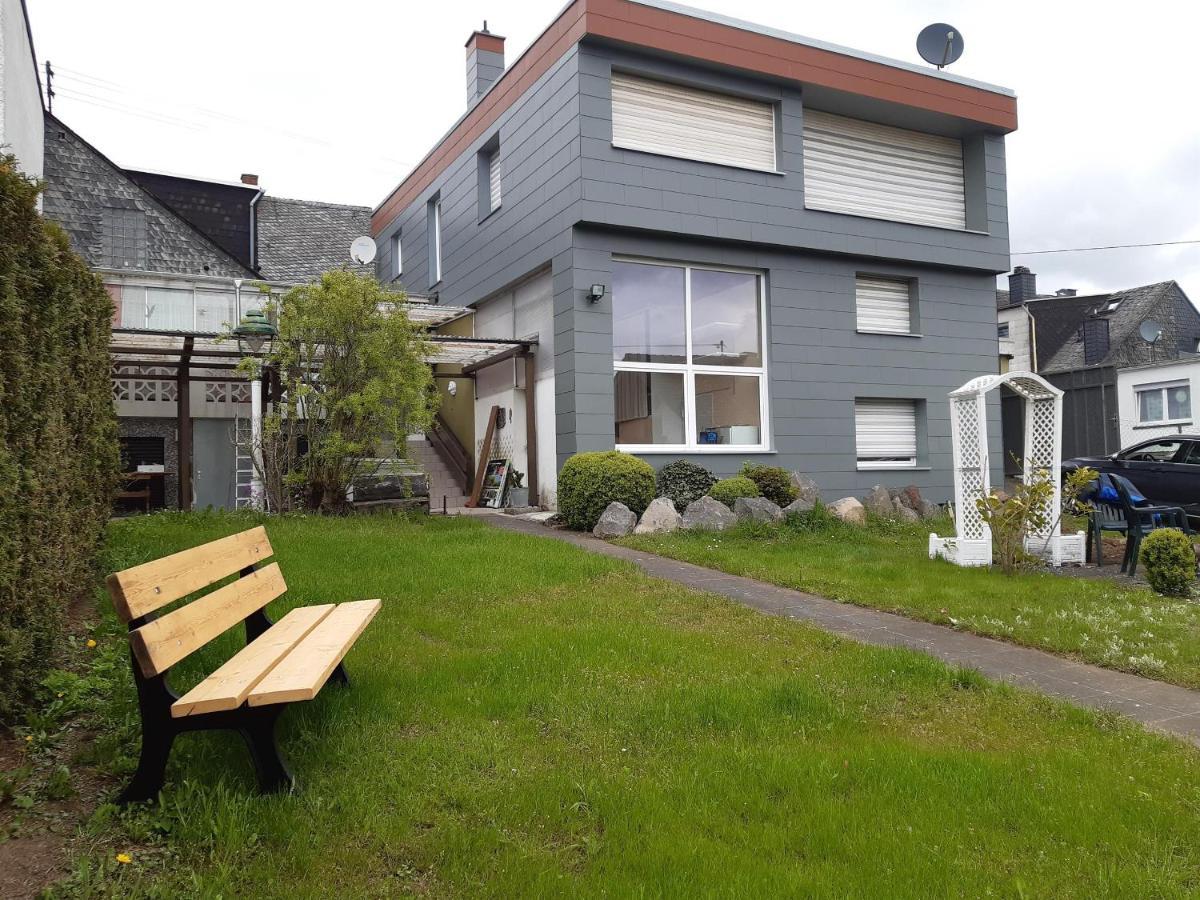 Ferienhaus Zum Hochstein Ettringen  ภายนอก รูปภาพ